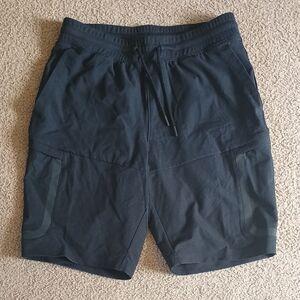 Under Armour Men's Black Athletic Shorts